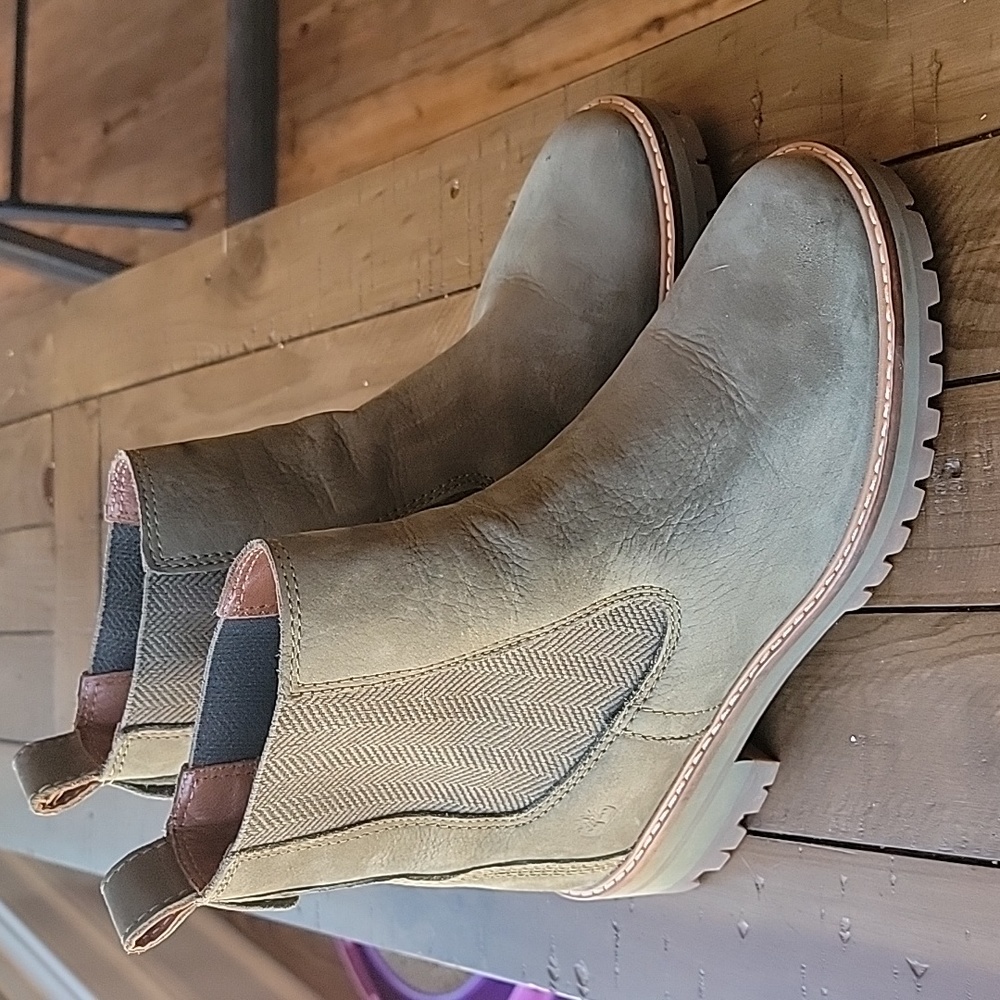 Timberland Courmayeur Valley chelsea boots